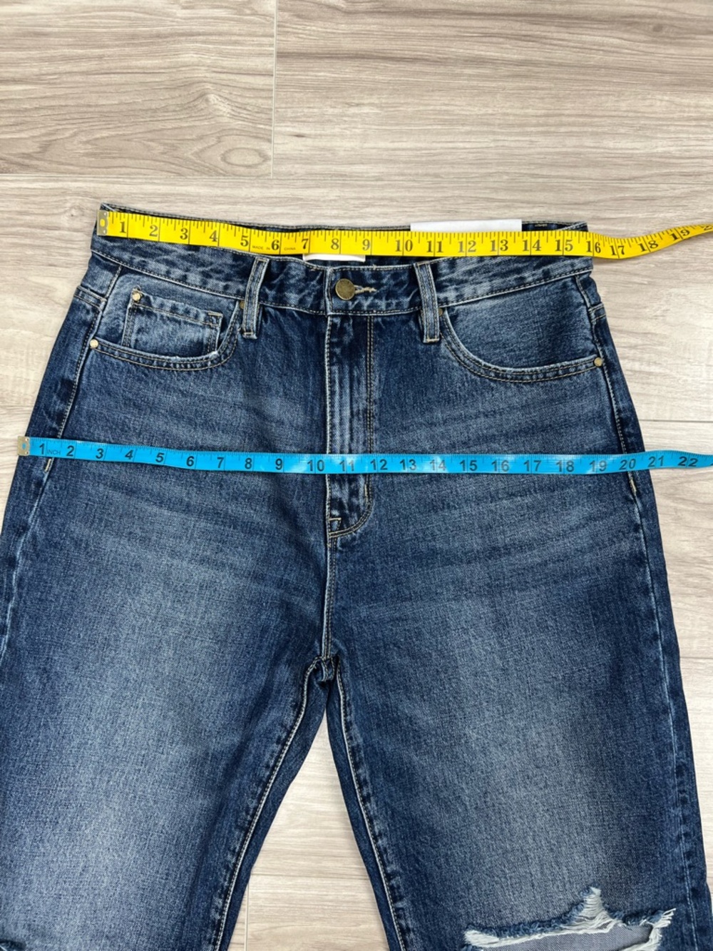 Petra 153 Straight Leg Boyfriend High Rise Distressed Jeans Blue Size 11/29 NWT - Picture 9 of 14